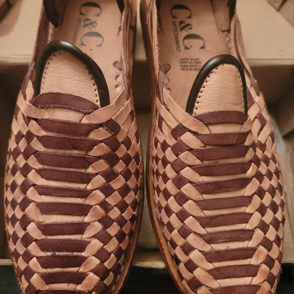 Unisex Huarache or Sandal